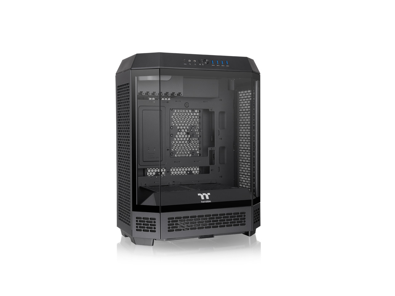 Корпус Thermaltake Tower 600 Black Mid-Tower ATX 3 панели из закаленного стекла 54890₽