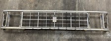 79-85 1982 Dodge Ram Van B150 B250 B350 Grille Dual Square Headlights