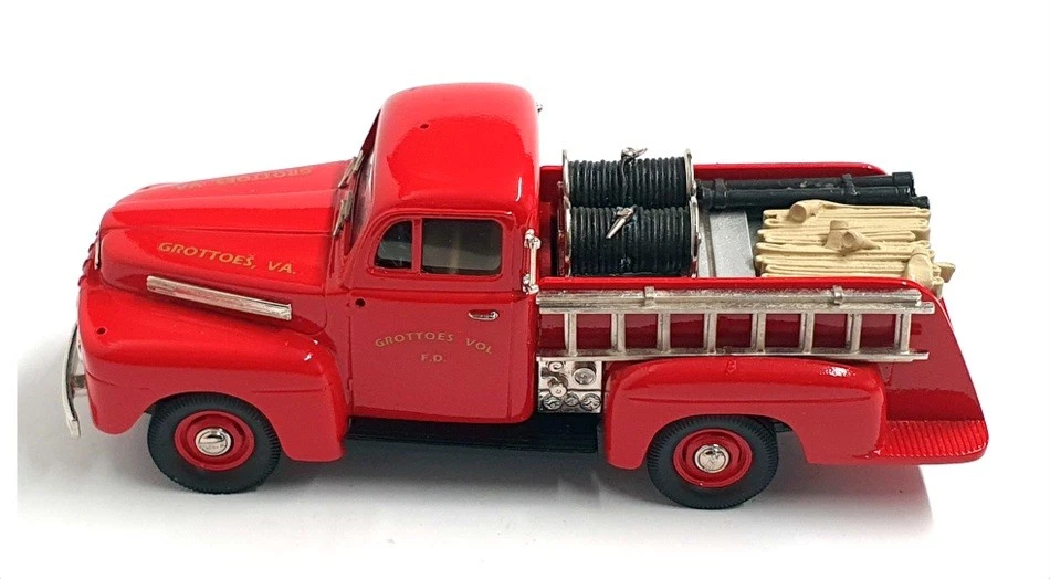 Camión de bomberos Brooklin escala 1/43 CSV01 - 1948 Ford F1 Grottoes Vol. Departamento de Bomberos. Rojo Foto 4 de 4