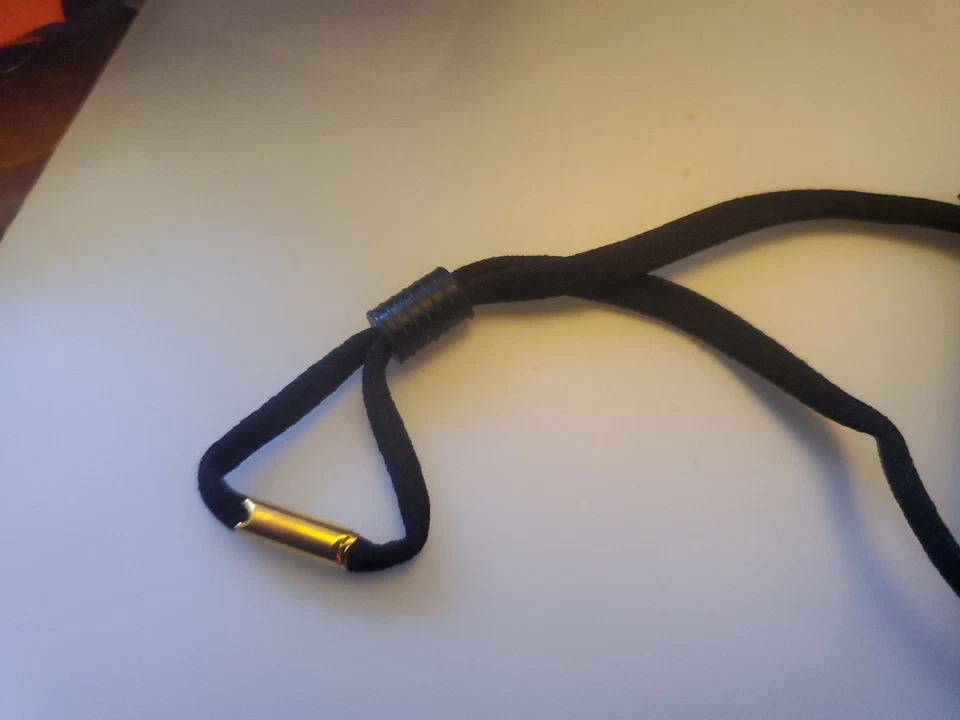 Máscara Fedex sin uniforme Foto 3 de 4