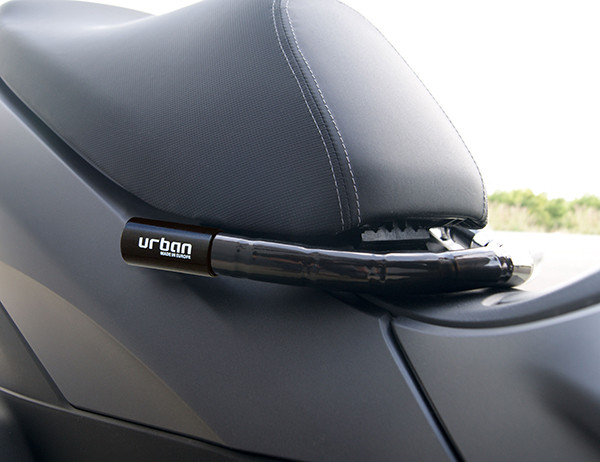 Antivol scooter Beverly 300 idéal pour le stationnement urbain et trajets quotidiens - 2