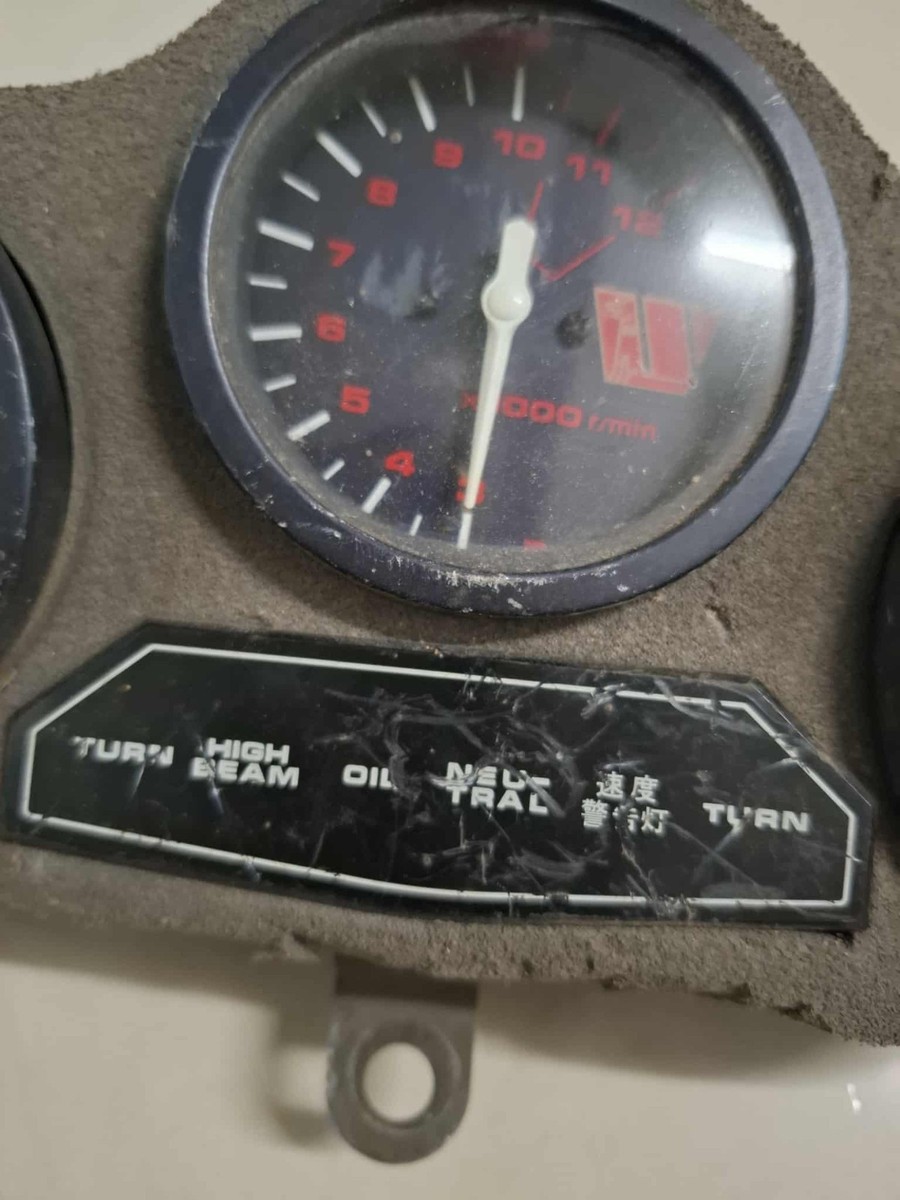 SUZUKI RG400-RG500 WALTER WOLF GAUGE CLUSTER SPEEDOMETER