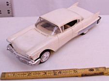 JO-HAN 1958 CADILLAC FLEETWOOD PROMO CAR MODEL 1:25 IN WHITE