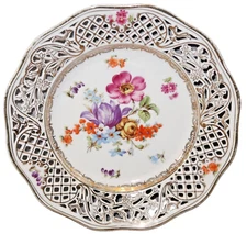 Schumann Dresden Floral Lace Reticulated Bavaria Desert Salad Small 7.5" Plate