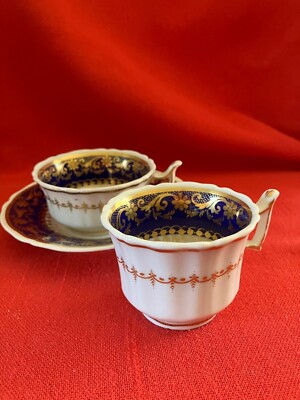c 1824 Robert Chamberlain Worcester fluted, rococco hand painted true trio