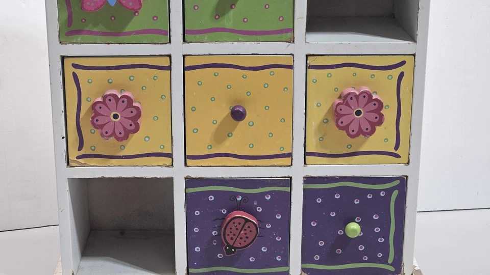 Caja de Almacenamiento 9 Cajones Madera Blanco Multicolor Patrón Floral y Perillas Bichos VER FOTOS Foto 2 de 4