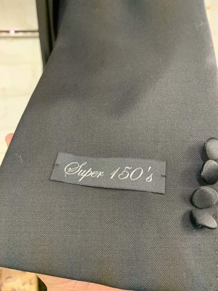 New 42S Men's Black Tuxedo 100% Wool Super 150 Made in Italy Retail $1295 - Image 2 of 4