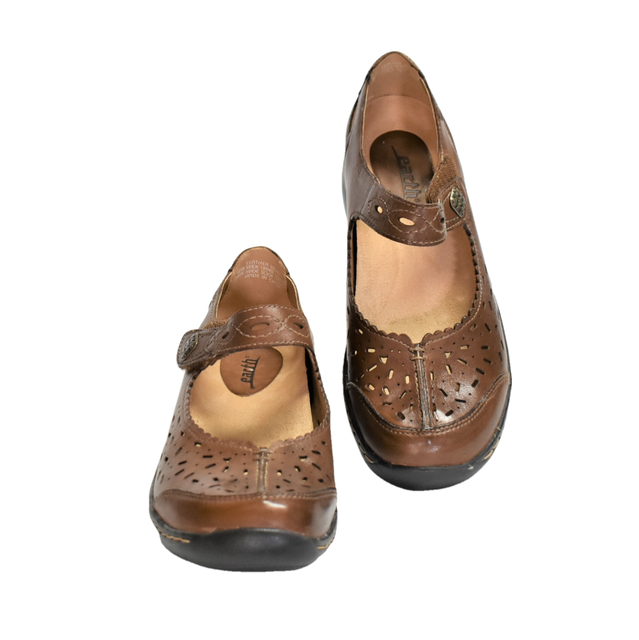 flat leather mary jane shoes