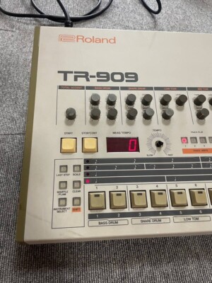 Roland TR-909 Rhythm Composer Electronic Drum Machine | eBay