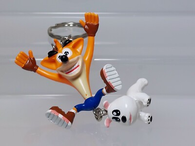 Crash Bandicoot & Polar Figure Keychain Banpresto 1999 Vintage