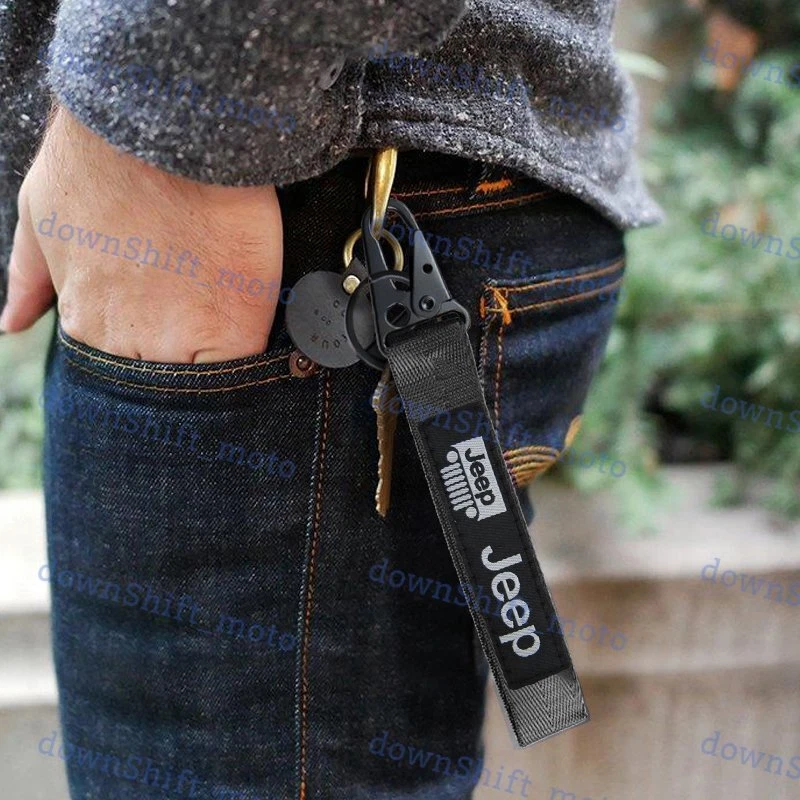 Men's Keychains & Lanyards - Luxury Designer Key Holders