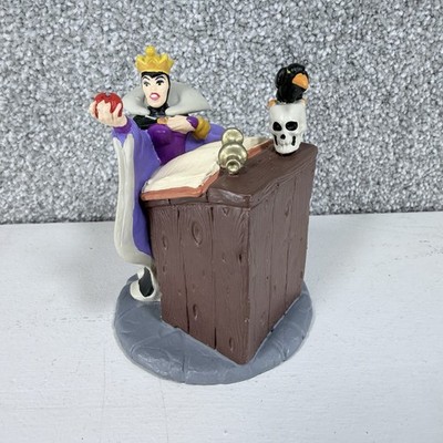 Disney Evil Queen Villains Figurine Snow White Raven Scull Spell Book PVC
