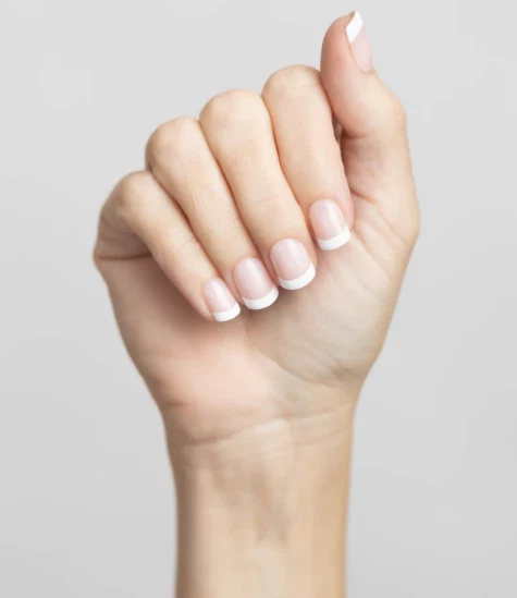 Manicura corta cuadrada punta francesa Nell's puntas a presión guiones de uñas Red Aspen (2) Foto 3 de 4