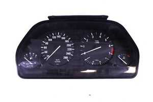 Tachometer BMW 5er E34 Benziner 260 km/h Kombiinstrument VDO 6211-8359203 KFZ