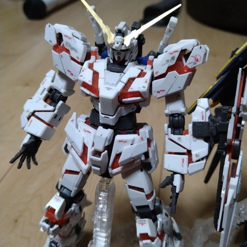 Licorne Gundam Banshee Norn peinte assemblée RG 1:144 par Japan Creater - Photo 5/9