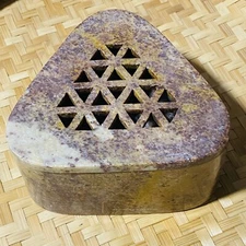 Triangular Cut Stone Decorative Container Box w/ Lid Incense Frog Brown