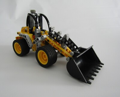 Lego Technic Wheel Loader (8271) Used, All Bricks Included
