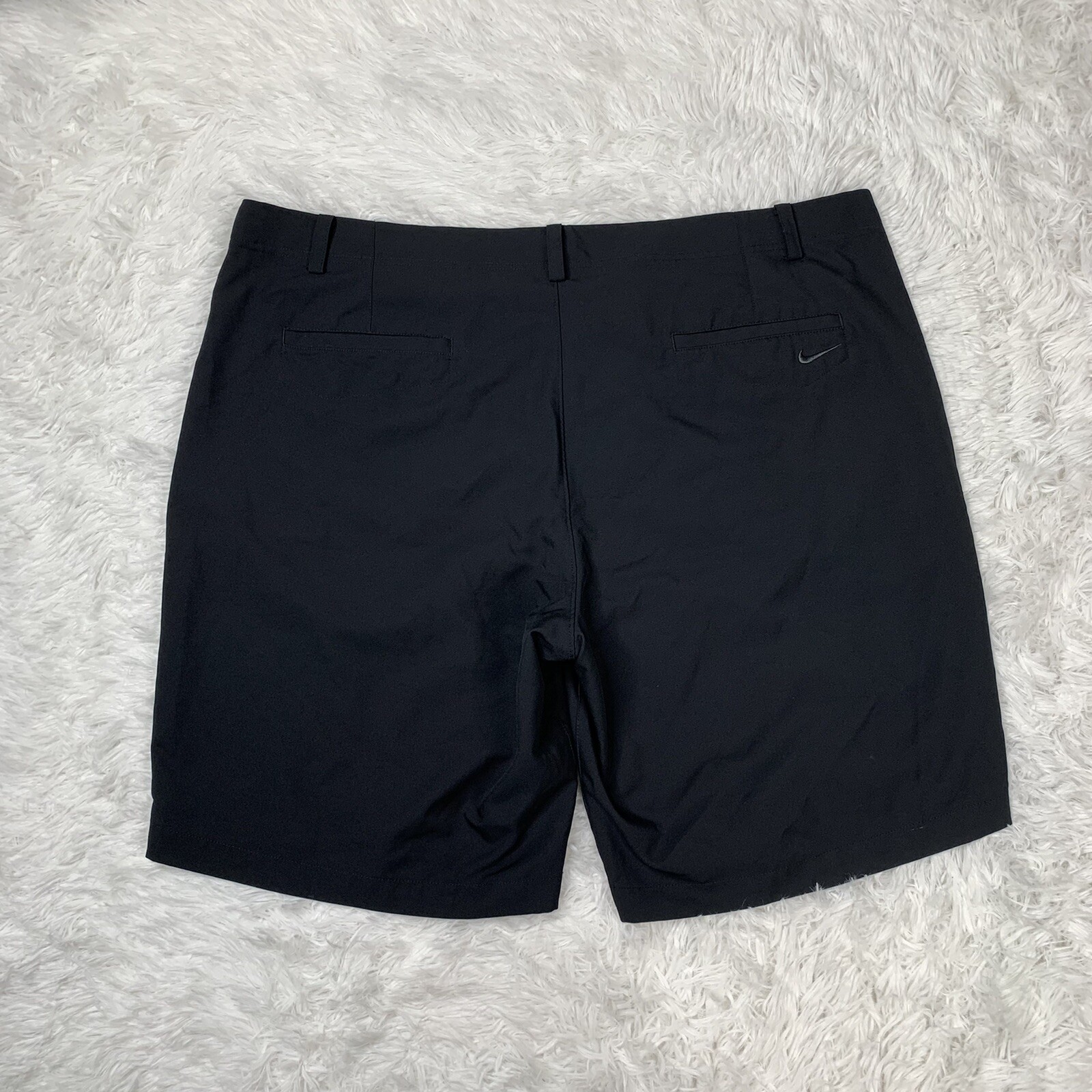 Nike Golf Mens DriFit Black Golf Shorts Size 42 42x10 Standard Fit