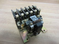 Joslyn Clark Sylvania 5U6 Relay 7305-PM