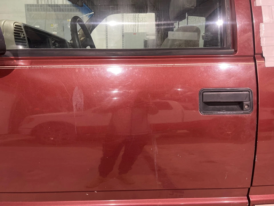 95-99 Chevy Pickup 1500 Driver LH Front Copper-69U Power Door Shell Foto 4 de 4