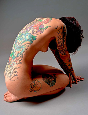 Tattoo Nude. Highend-Digitalfotografie von Horst Werner als Fine Art Print