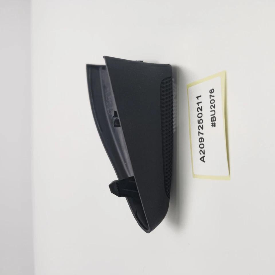 Cubierta de altavoz de puerta delantera derecha Mercedes-Benz CLK320 2003-2005 A2097250211 Foto 3 de 4