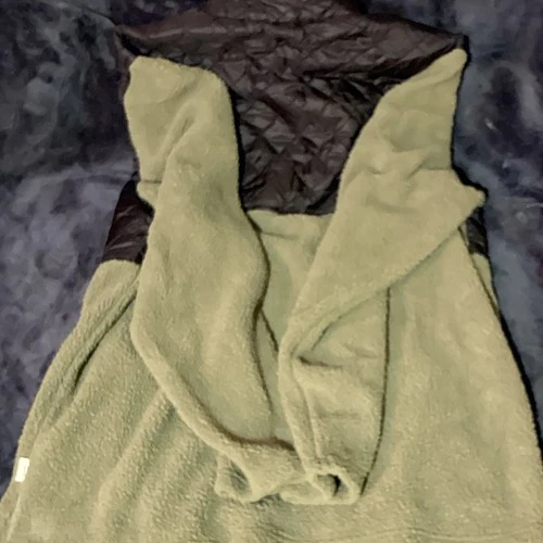 Magellan Outdoors Campfire Men’s M Green/Black Quilted Fleece Pullover image 6