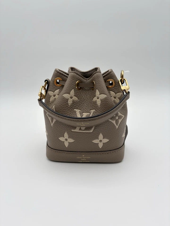 Bolso Louis Vuitton Monograma Empreinte Nano Noé Bucket Foto 2 de 4
