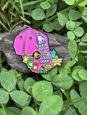 Taco Bell Hat Pin Decades Live Mas Core 5 Star Supreme Cup Golden Bell Hot Pink