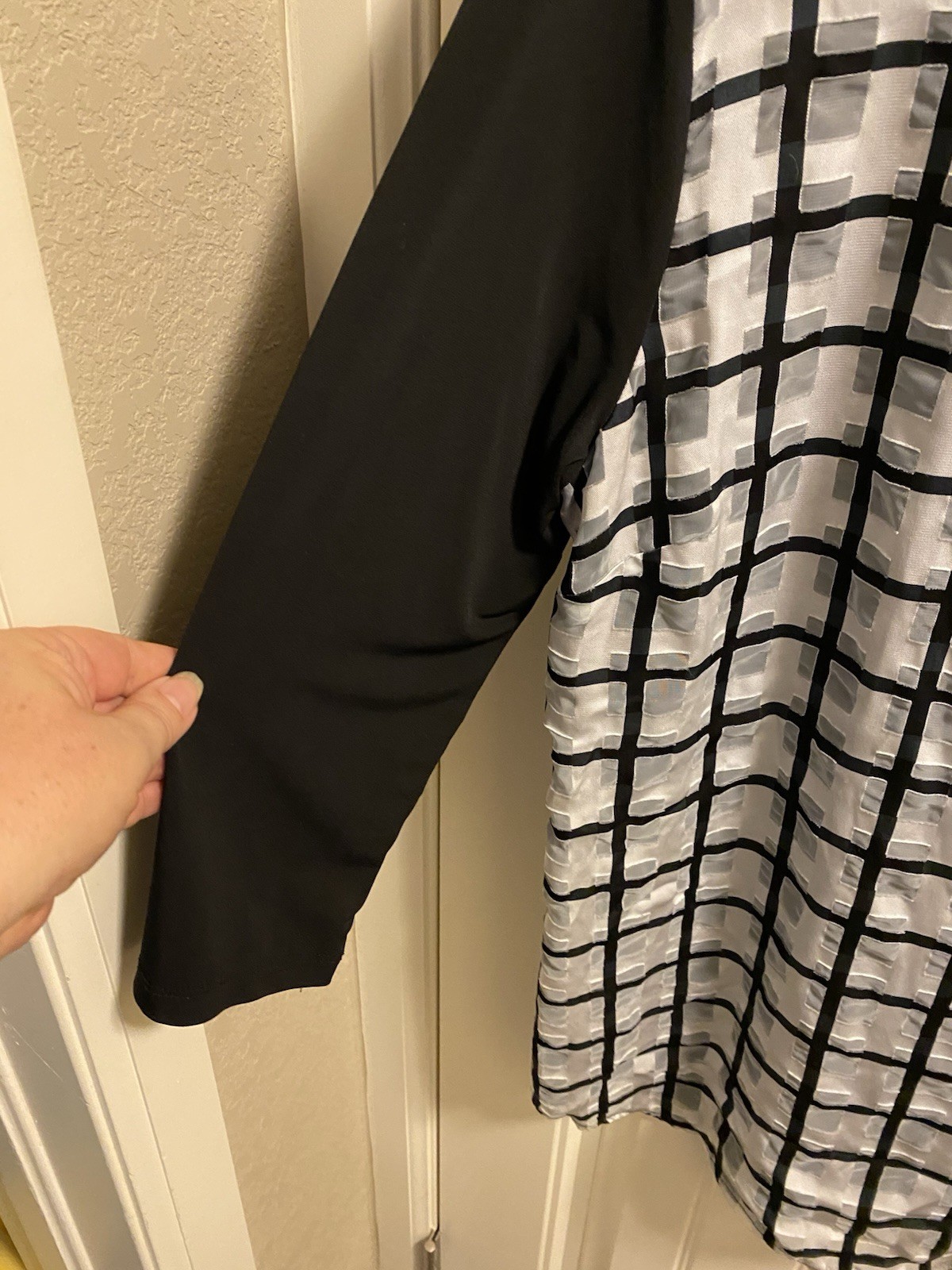 Style Co XL Tunic Top Black White Gray Blouse Stretch Lined Long Length 