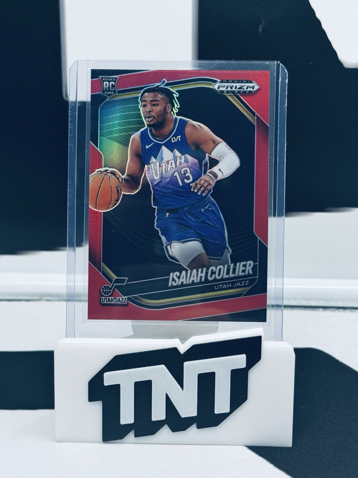 Isaiah Collier 2024-25 Panini Prizm Black #32 Rookie Red Prizm /299