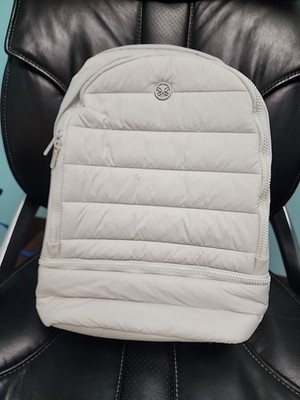 Gaiam Gray  Quilted Puffer Small Backpack School Travel Gym NWOT 15x12x5 CUTE