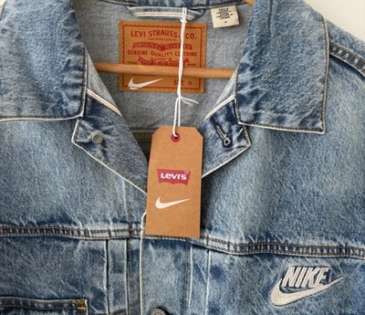 専用! LEVI'S x Nike Denim Trucker Jacket M Nike SB x Levi's Men's Denim Trucker Jacket (Sioux) M Medium