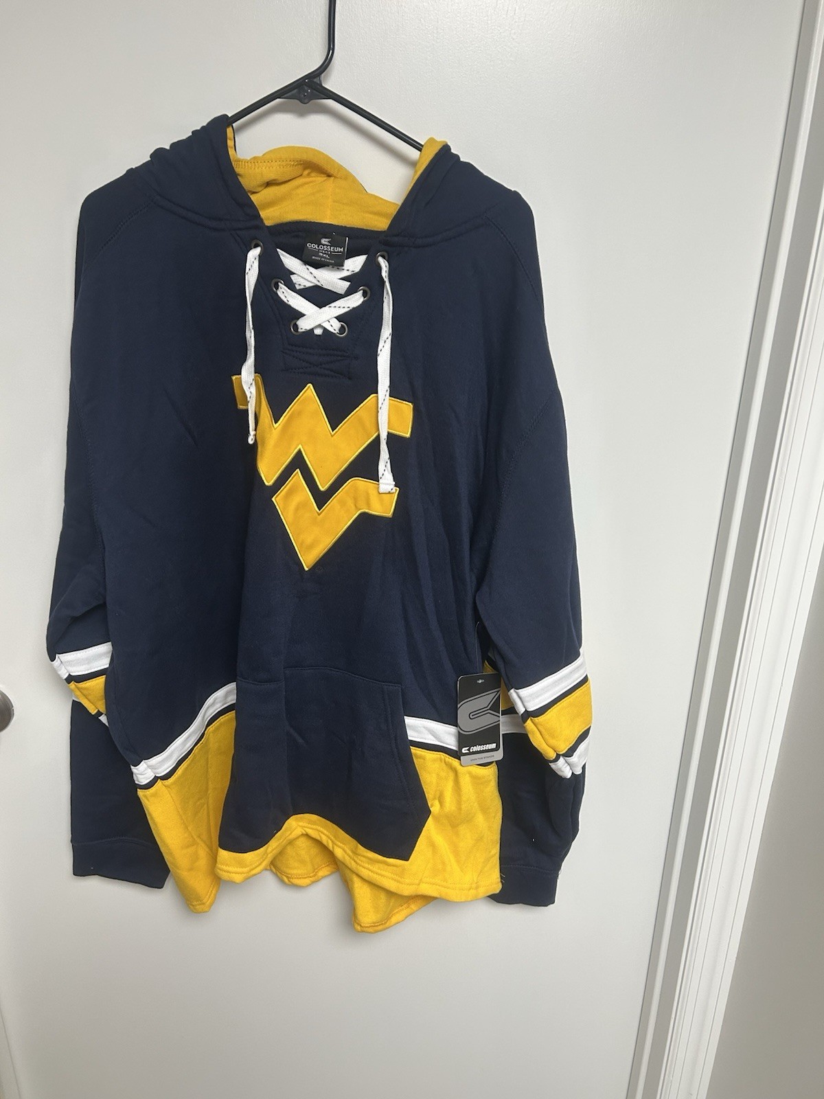 Picture 1 of 4