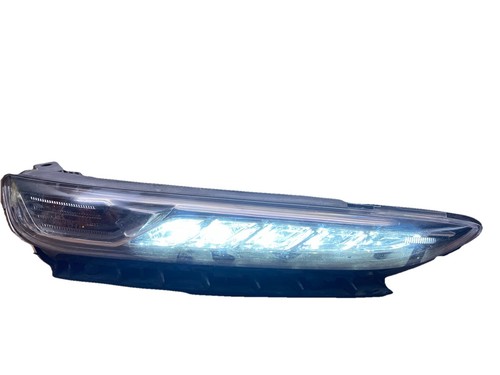 VaVa Motors Front Passenger Side Bumper Reflector For Hyundai Kona 2018-2021
