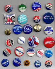 VINTAGE LOT OF 27 PRESIDENTIAL POLITICAL PINBACKS NIXON FORD MCGOVERN KENNEDY