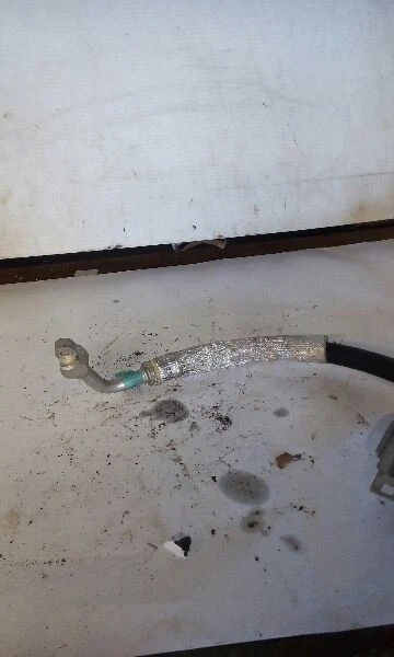 Jeep Grand Cherokee 2014 mangueras de aire acondicionado 3,6 litros Foto 3 de 4