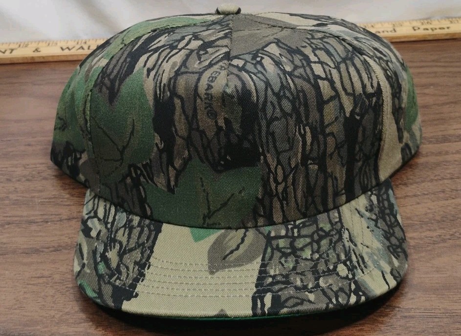 VINTAGE Camo Short Bill 90s Snapback Hat Made In USA Hunting Outdoors NOS