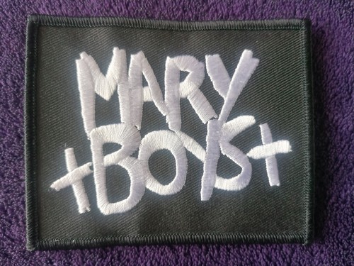 2 bestickte Patches für Mary Jungen: weißes Logo und schwarzes, weißes & rotes Lager! - Bild 3 von 17