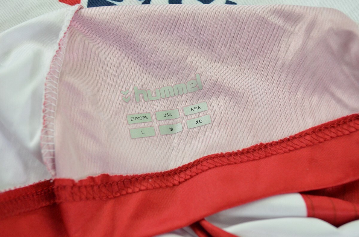 2017-18 Aalborg BK Hummel Home Shirt *As New* M 03-774 | Vintage
