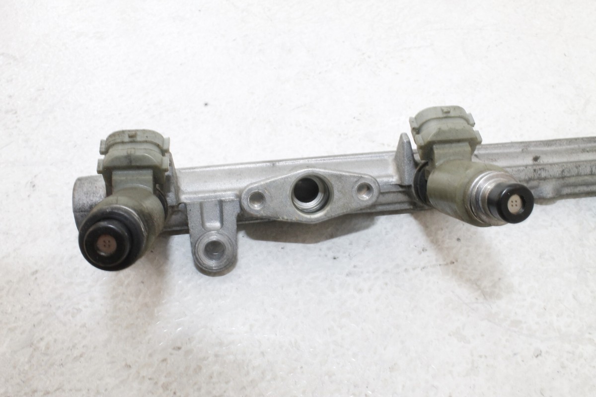 00-01 NINJA ZX12R FUEL INJECTORS RAIL MAIN INJECTOR THROTTLE 00-01 NINJA ZX12R FUEL INJECTORS RAIL MAIN INJECTOR THROTTLE