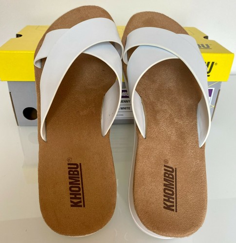 Womens Slides, Khombu Jenny Cross Band Slide Sandals Slip On, Black /  White, 4-7 | eBay