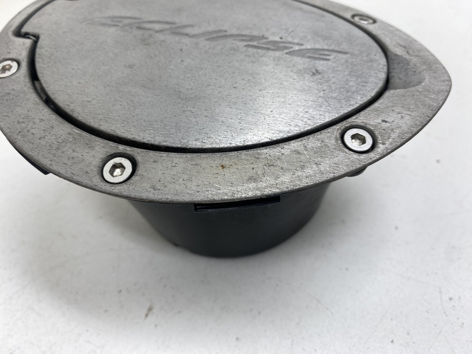 06 12 Mitsubishi Eclipse Aluminum Fuel Gas Door Lid Cover Filler Cap