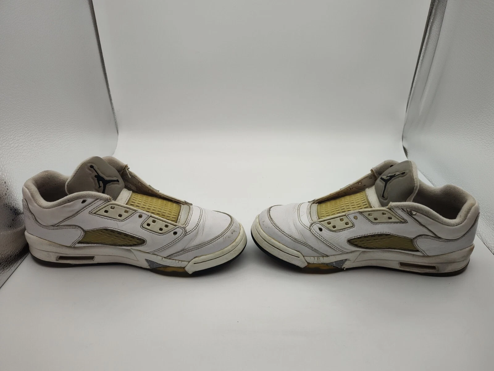 Scarpe da ragazzo Air Jordan 5 Retro Low 819172 122 bianco nero grigio lupo taglia 7 5 anni