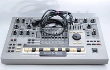 Roland MC-505 Groovebox 1999 Made in Japan w/Power Cable Working BM14721