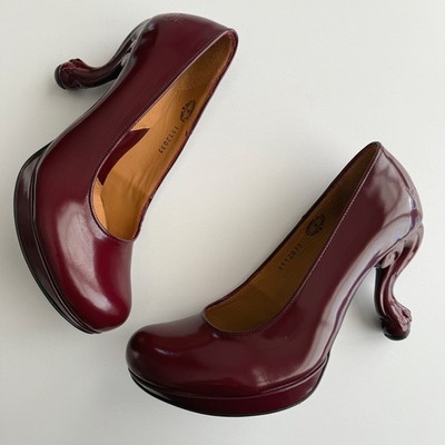 John Fluevog NWOB Queen Transcendent Escarpin Burgundy Ball Claw Heel Shoes 9