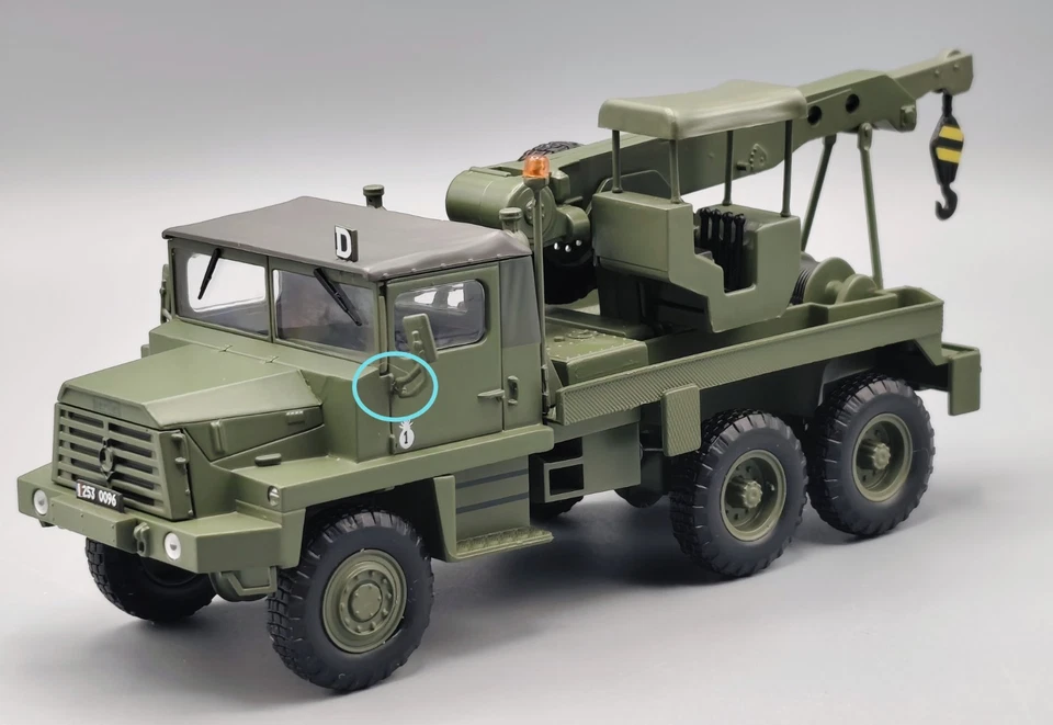 1:43 IXO Hachette Berliet GBC Grue Militaire (Need repair) - Photo 3/3