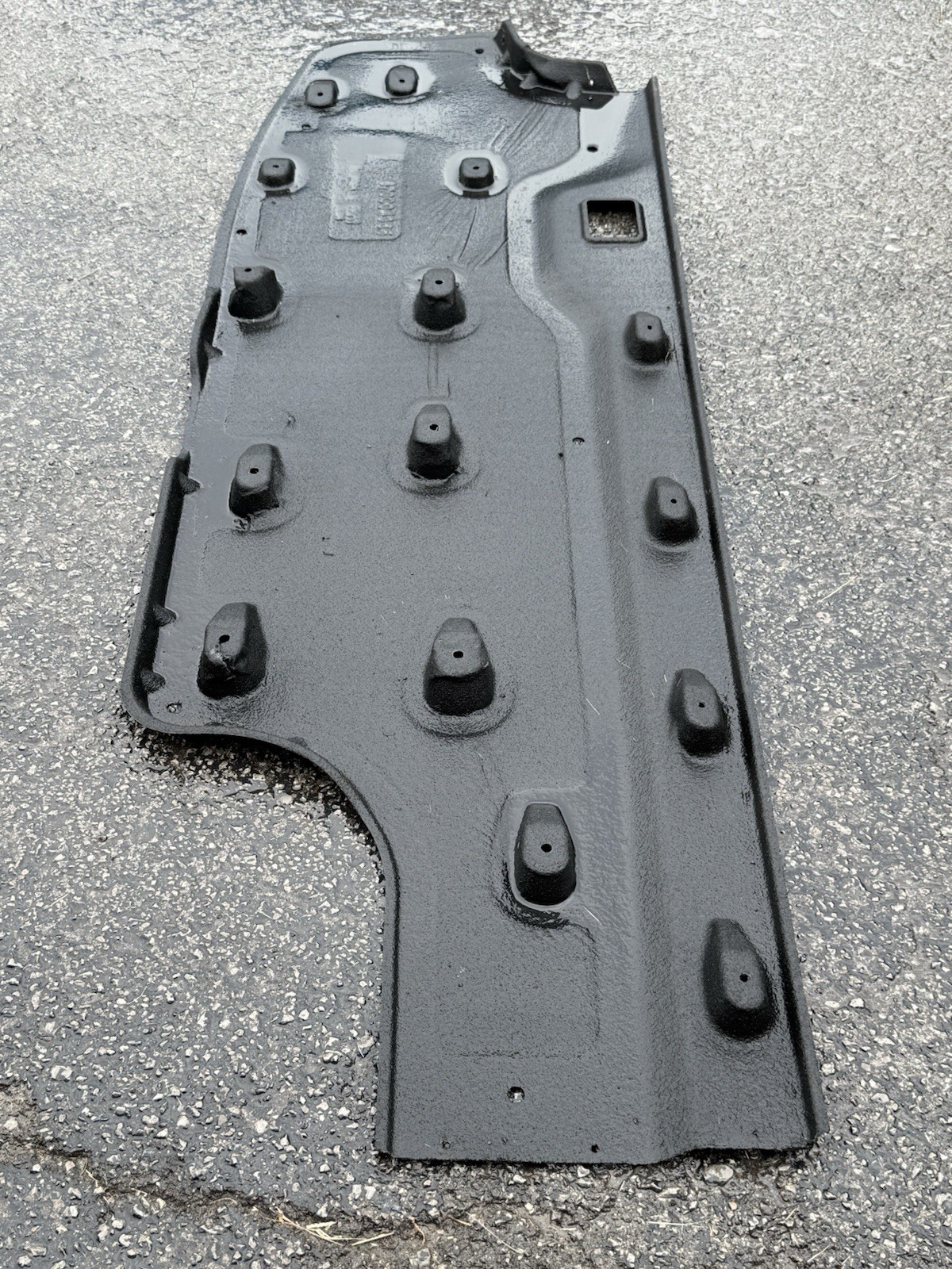 2014-2017 Maserati Ghibli Left Underbody Splash Shield Cover 670004365