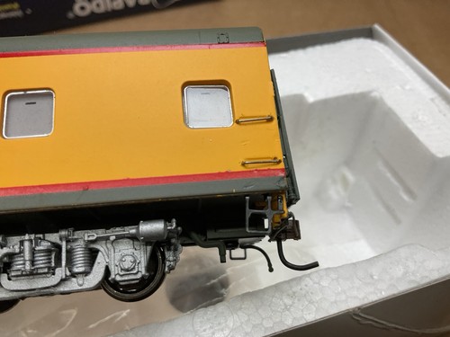 RAPIDO HO SCALE PASSENGER COACH RESTAURANT BAR LOUNGE CAR UNION PACIFIC MODERN ! - Foto 16 di 17