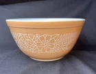 Vintage 70’s Pyrex Woodland 1.5 L Nesting Mixing Bowl #402 Light Brown